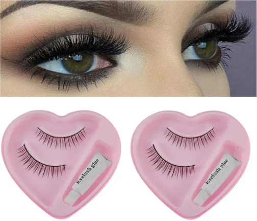 PRETTY WOMEN EYELASH GLUE